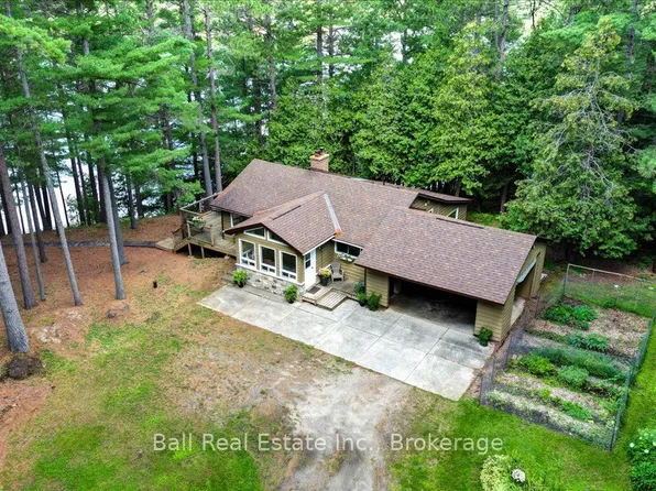21 Lucerne Lake Dr, Faraday, ON K0L 1C0