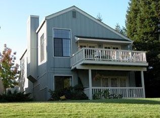 18401 Yale Ct, Sonoma, CA 95476