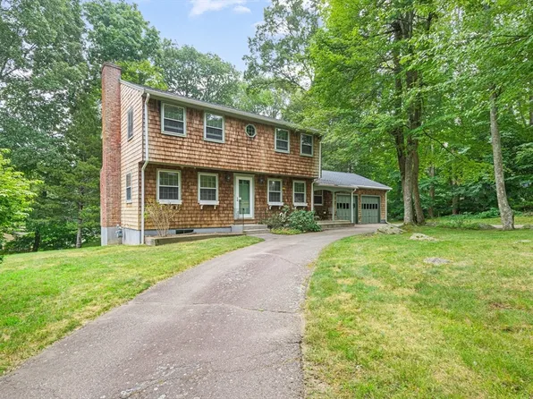 32 Eastview Rd, Hopkinton, MA 01748