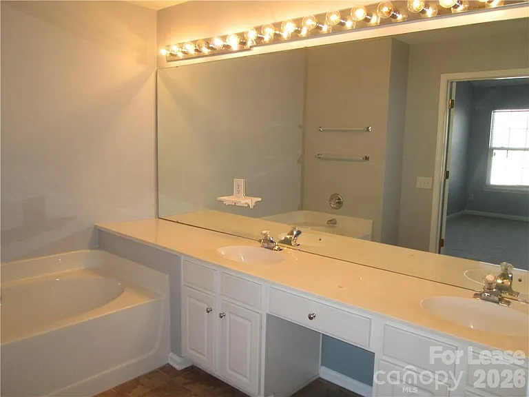 8807 Ormeau Dr — Photo 17