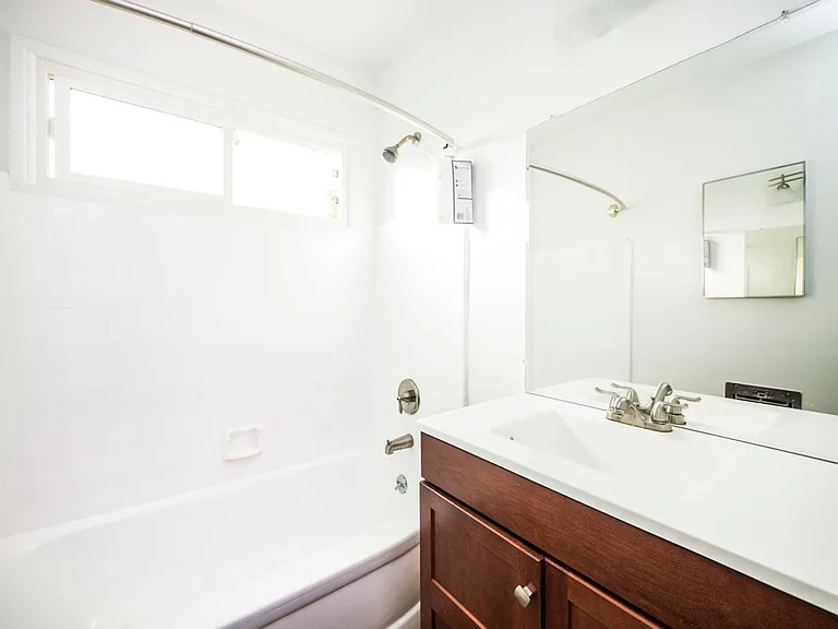 6416 Fountain Ave — Photo 14