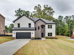 332 Langshire Dr, McDonough, GA 30253