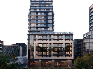 3009 Novar Rd #205, Mississauga, ON L5B 1S4