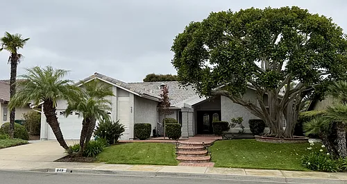 949 Daisy Ave Photo 1