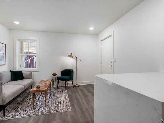 2nd image of 500 Grace St #106