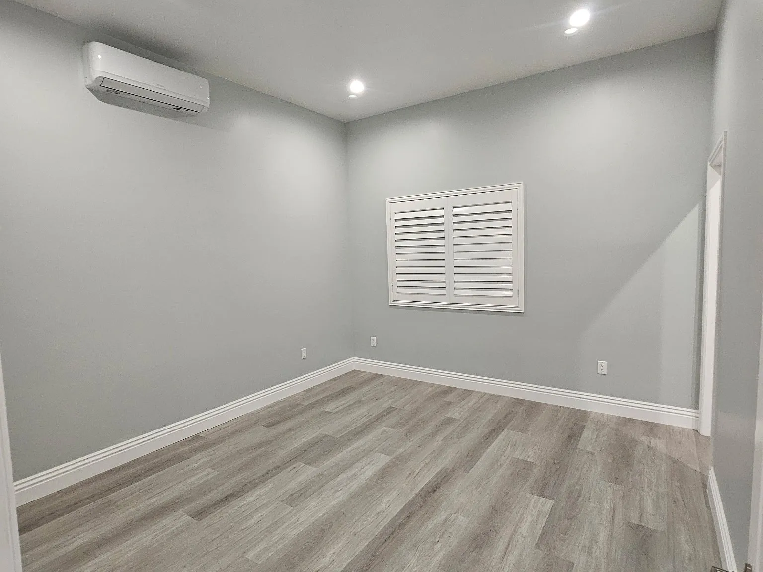 2 bed, 1008 sqft, $2,695 — Photo 3