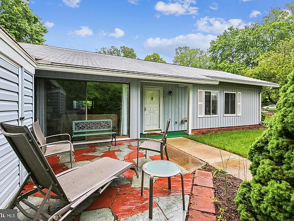 4th image of 3141 Farnborough Ct #261-D