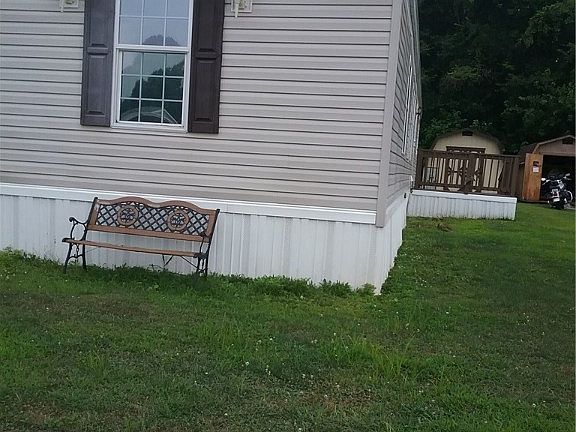2nd image of 602 Sandpiper Ln SE