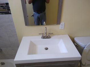 1312 1/2 E 82nd St, Los Angeles, CA 90001