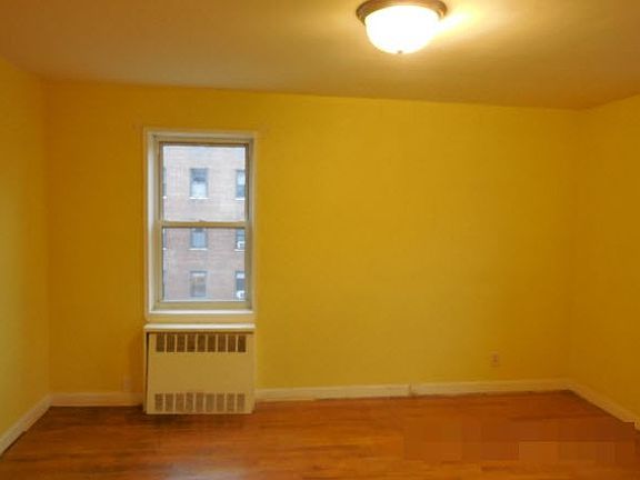 2nd image of 505 E Lincoln Ave