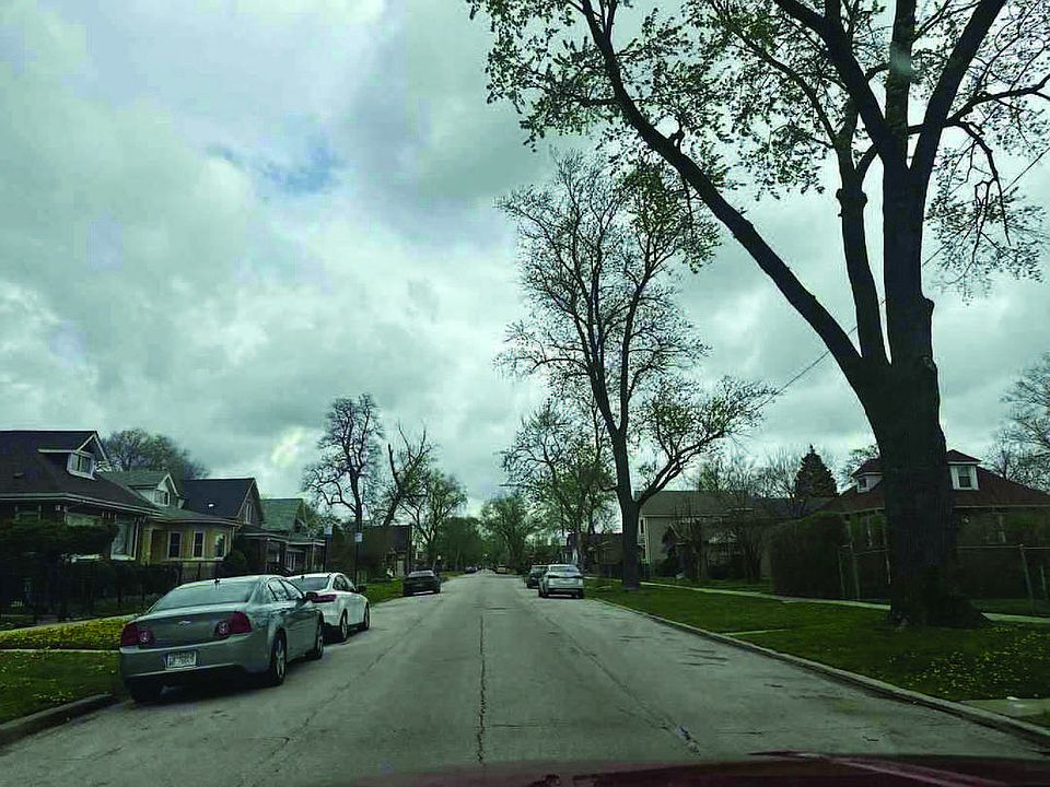 2nd image of 10214 S Aberdeen St