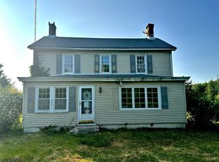 233 Barbertown Point, Frenchtown, NJ 08825