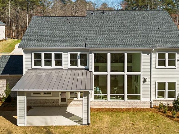 5th image of 2485 Stewart Rd