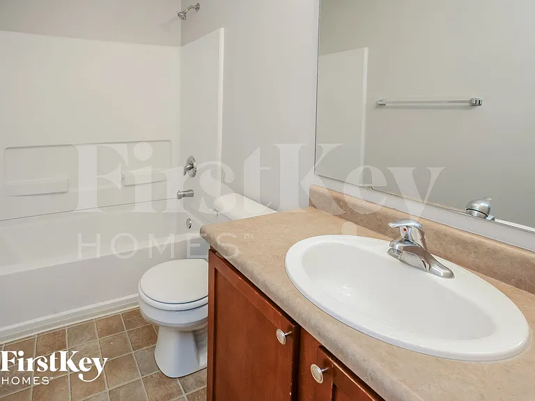 8119 Rambling Rd — Photo 13