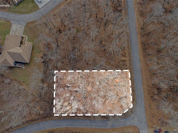 2nd image of 4 Whithorn Ln #4