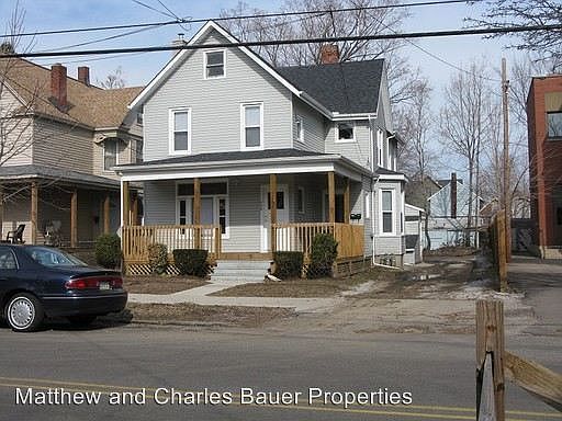2nd image of 436 W 5th St