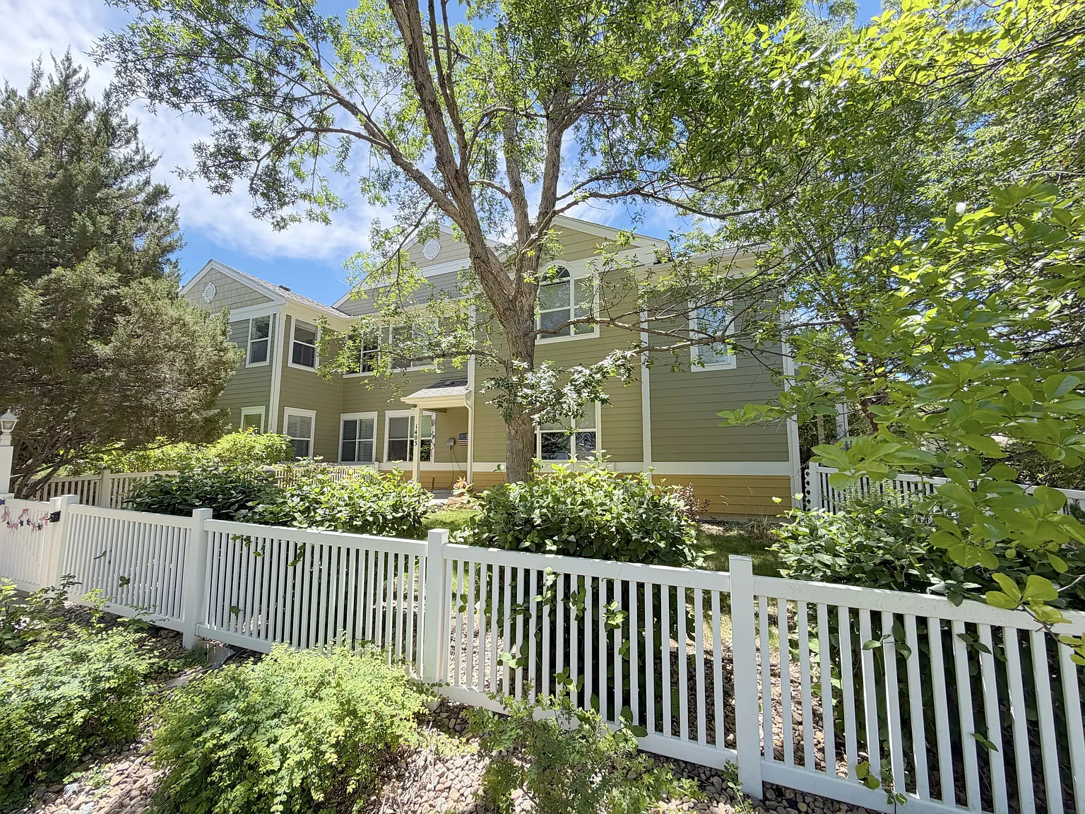 635 Gooseberry Drive 1403 - 1 — Photo 2