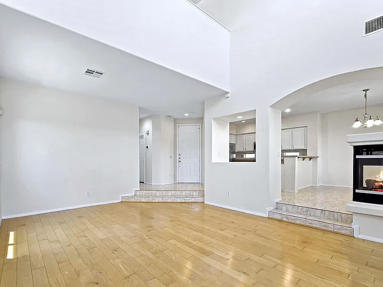 1052 Brinkman St — Photo 11