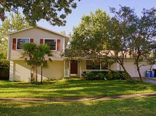 4846 Foxshire Cir, Tampa, FL 33624