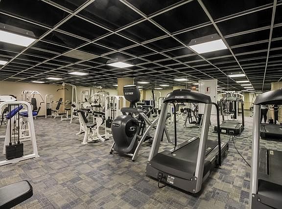 3rd image of 680 N Lake Shore Dr APT 223