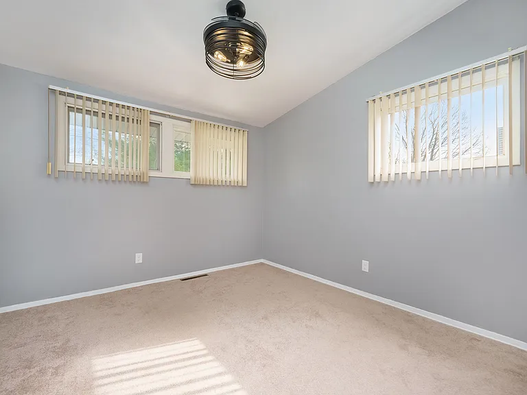 3027 Haskell St — Photo 18