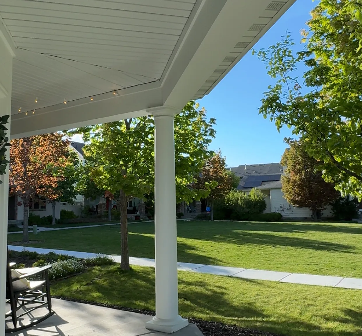 4 bed, 3.5 bath, 2220 sqft, $2,800 — Photo 2