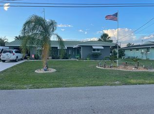 122 Arlington Ct NE, Port Charlotte, FL 33952