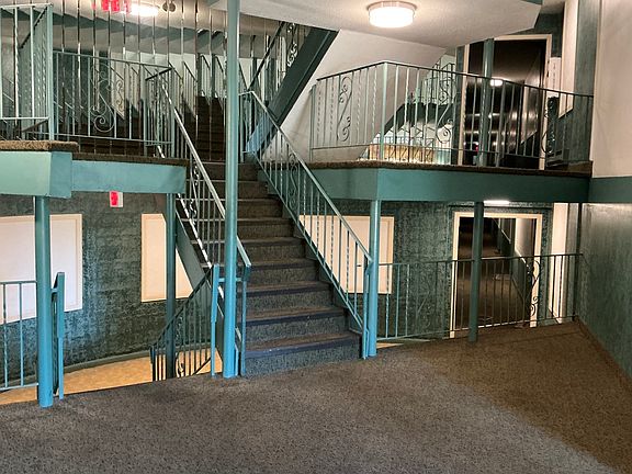 3rd image of 15 Weld St APT 46