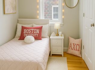 76 Egmont St #2B, Brookline, MA 02446