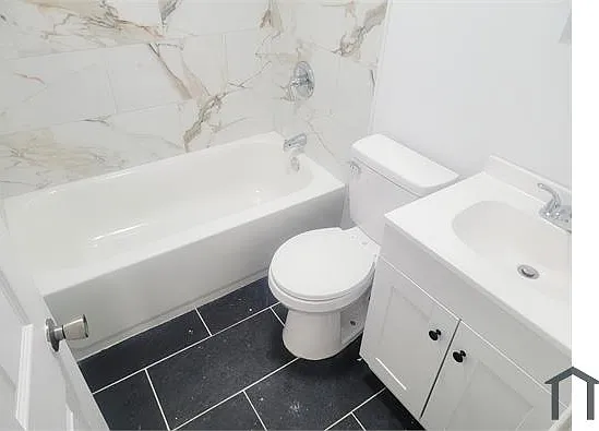 28 Right Wing Dr — Photo 6