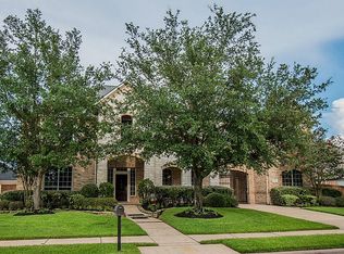 10106 Earlington Manor Dr, Spring, TX 77379