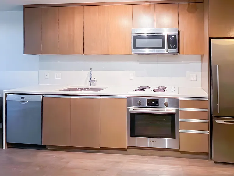 1009 Harwood St #309 — Photo 15