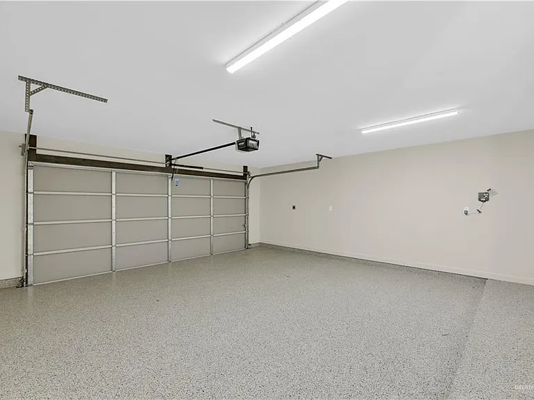 1406 S 7th Ave — Photo 21