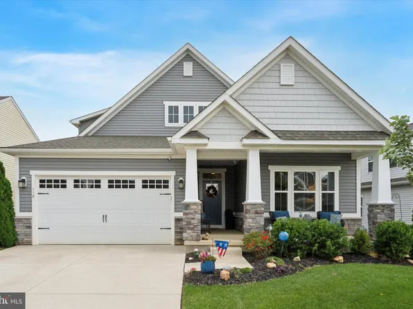 330 Taft Dr, Swedesboro, NJ 08085