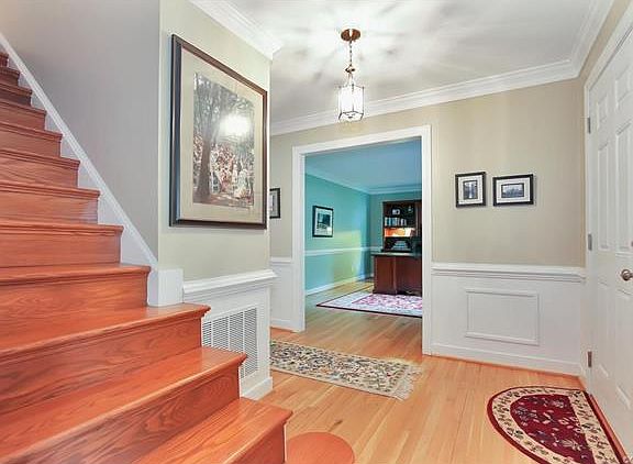 3rd image of 11801 Durrington Dr