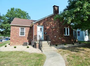 1501 E B St, Belleville, IL 62221