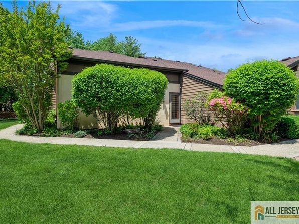 130 Sayre Dr, Princeton, NJ 08540