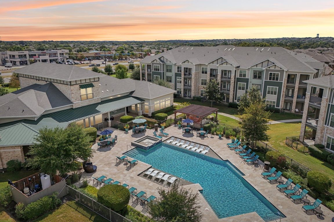 North Creek Apartments in Hutto, Texas