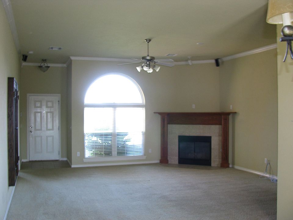 1st image of 2367 Melody Dr