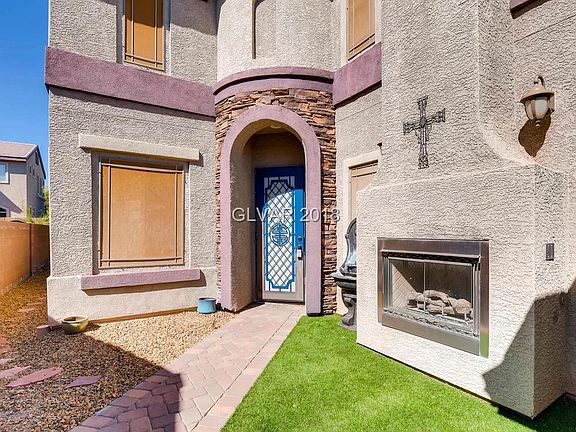 3rd image of 3908 Piedra Falls Ct
