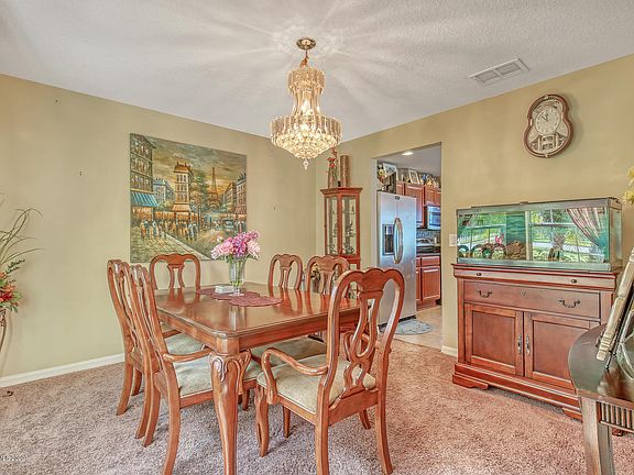 5th image of 440 Meredith Way