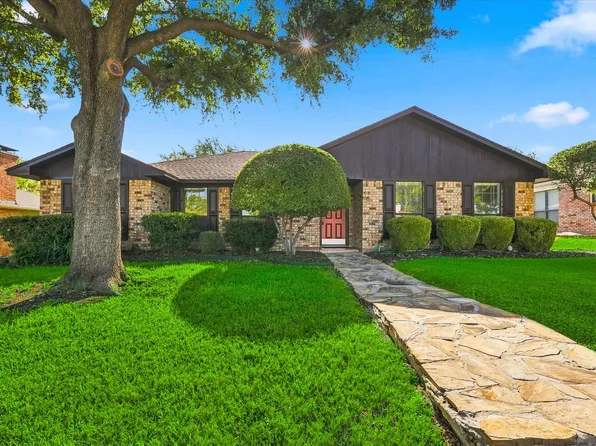 1903 Big Sky Dr, Lewisville, TX 75077