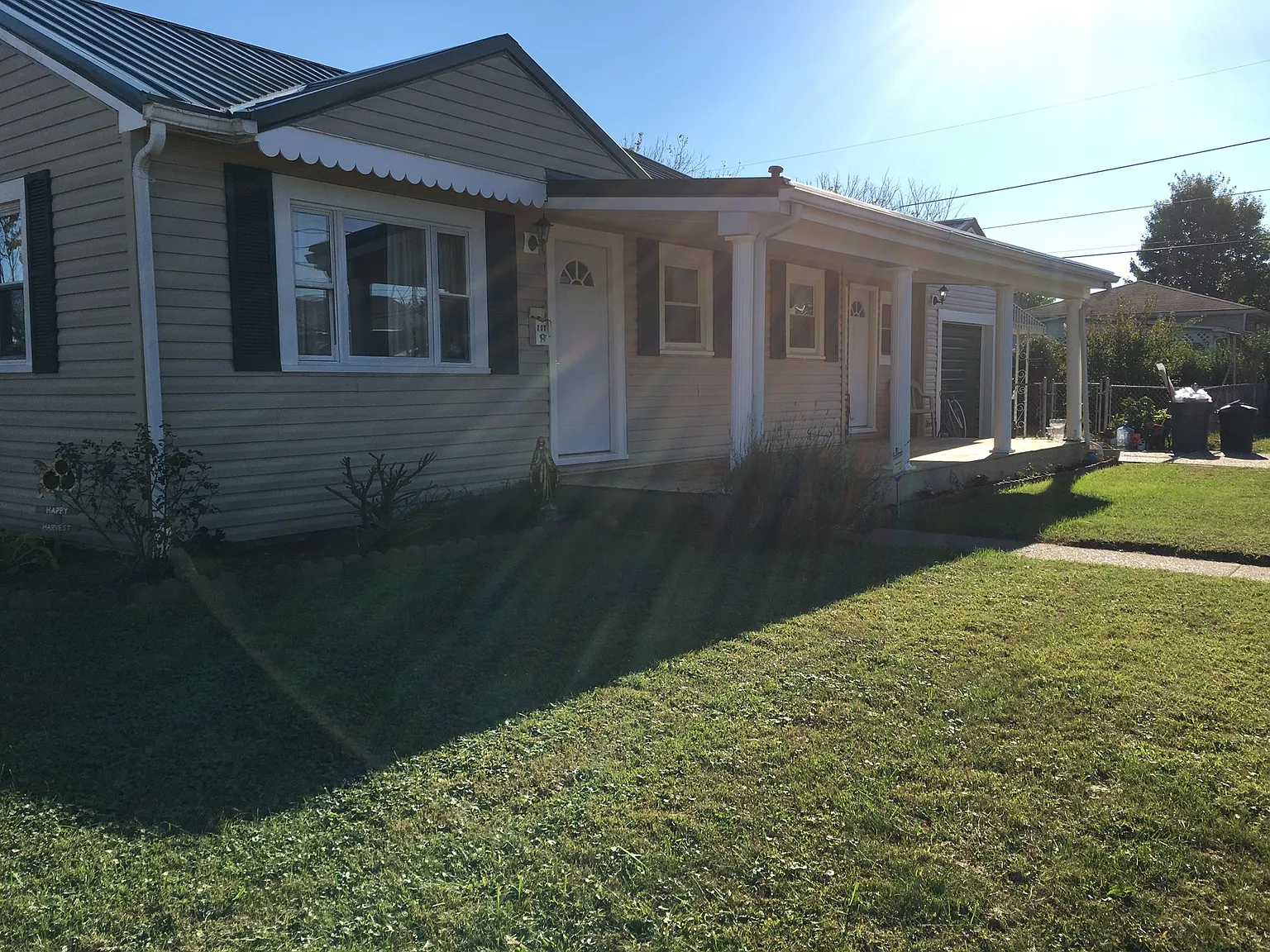202 Beech St photo 1