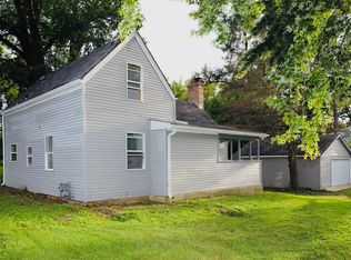 7613 Center Dr, Wonder Lake, IL 60097