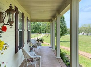 2565 Ames Rd, Hickory Valley, TN 38042