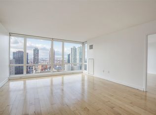 2 2nd St APT 2908, Jersey City, NJ 07302
