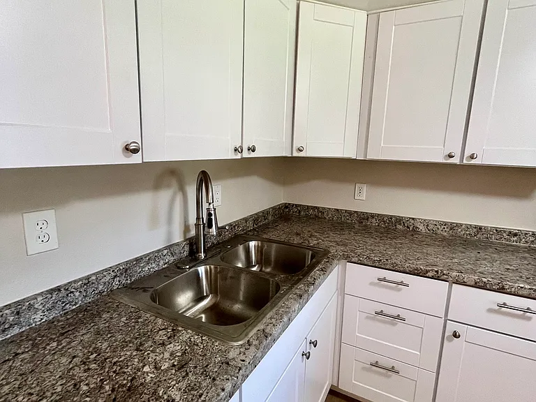 105 Front St S #9 — Photo 6