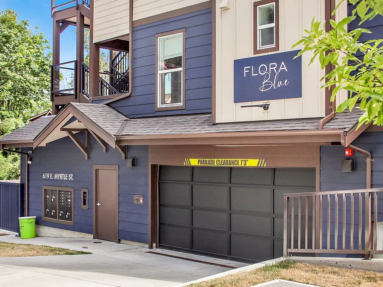 619 E Myrtle St — Photo 31