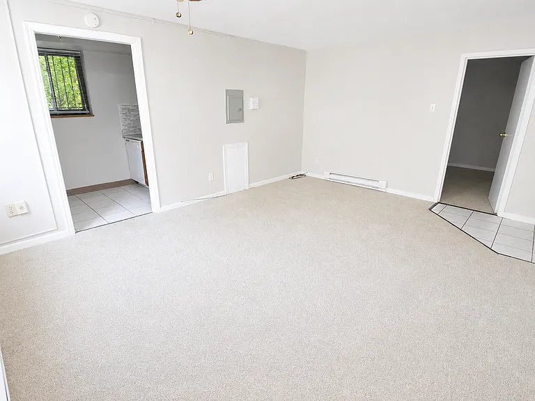 348 S Highland Ave — Photo 3