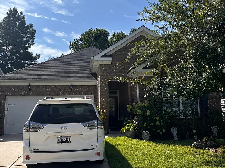 216 Flutter Dr — Photo 1